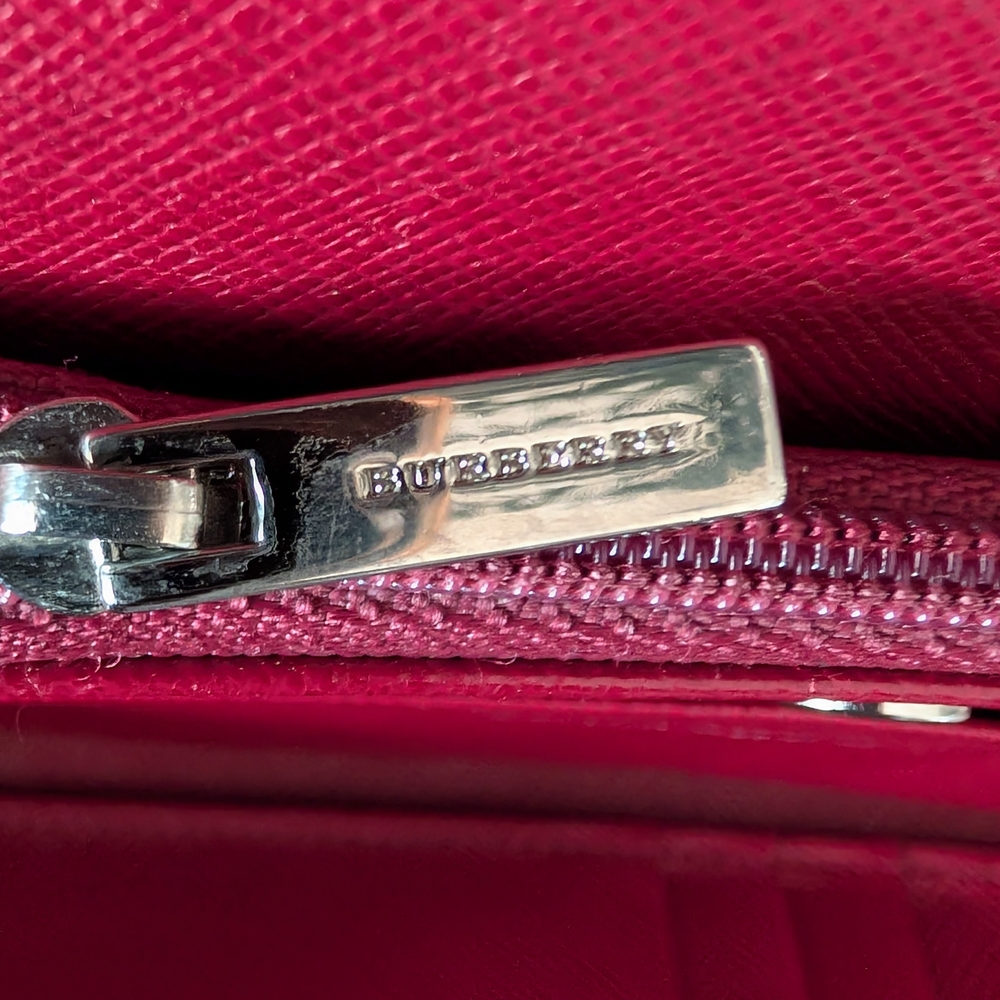 Burberry Red Leather Wallet - Picture 10 of 12